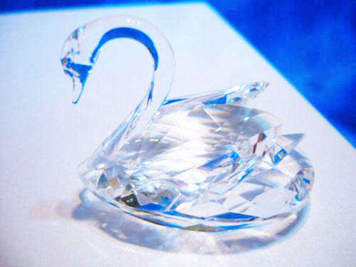 Swarovski Crystal Small Swan Retired Boxed