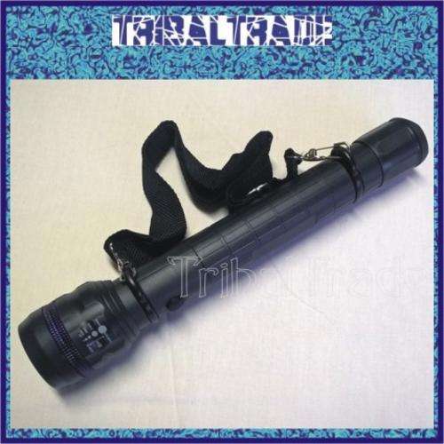 LED STRONG LIGHT TORCH - LED Flash-light with High Luminance - Zoom - 3 to Go!!