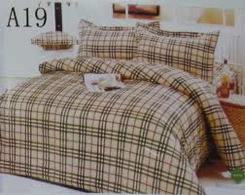 Burberry Duvet set with curtains!