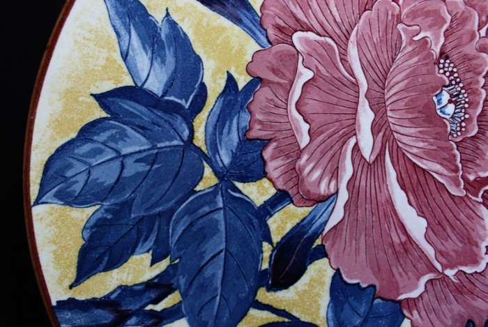 Imperial Imari Plate, Peonies, by Prof Toshio Mitumura.