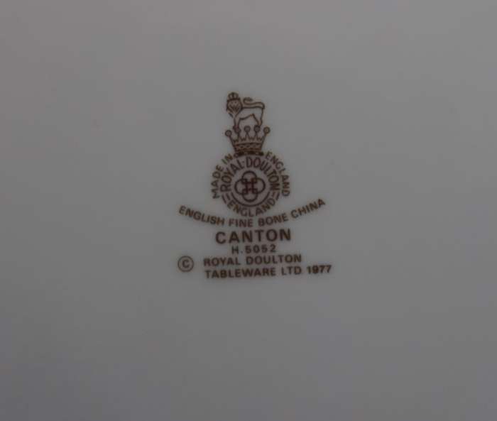 Royal Doulton Canape Serving Dish Canton H5052