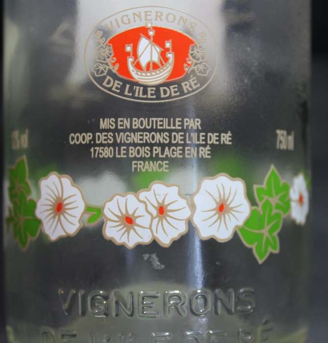 Rose Des Dunes Wine Bottle.