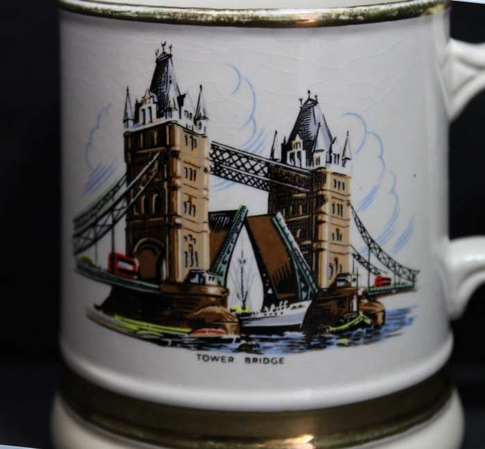 Tower Bridge Mug by Prince William Decorative 22 Carat Gold Trim