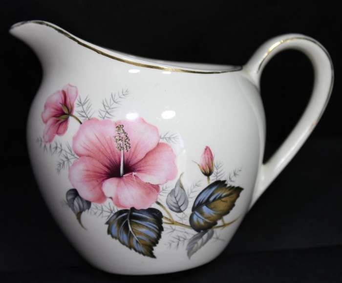 Vintage J&G Meakin Milk Jug Sol Pattern 391413
