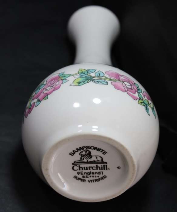 Sampsonite Churchill Bud Vase Made in England