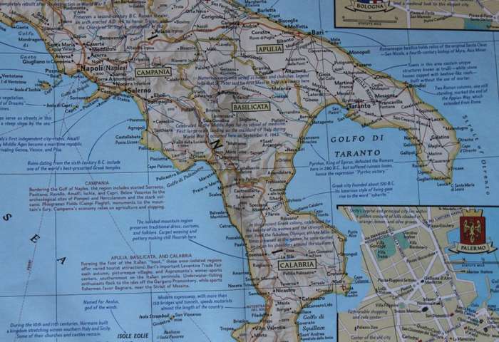 Vintage National Geographic Folded Map A Travelers Map of Italy June 1970.