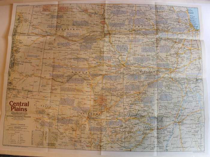 National Geographic Folded Map of The Central Plains of the USA September 1985