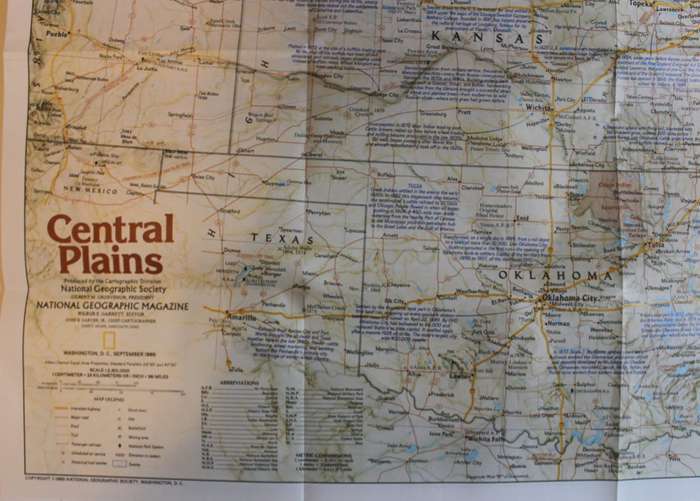 National Geographic Folded Map of The Central Plains of the USA September 1985