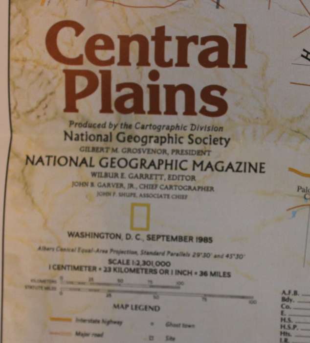 National Geographic Folded Map of The Central Plains of the USA September 1985