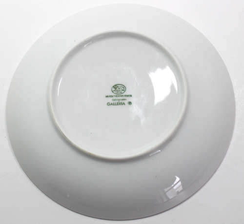 Pair of Hutschenreuther Galleria Saucers, White with Gold Edging