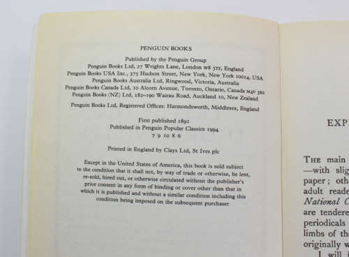 Tess Of The D`Urbervilles by Thomas Hardy penguin Classics Softcover Book