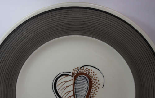 Pair of Susie Cooper Charcoal Skeleton Leaf Pattern 2355 Dinner Plate
