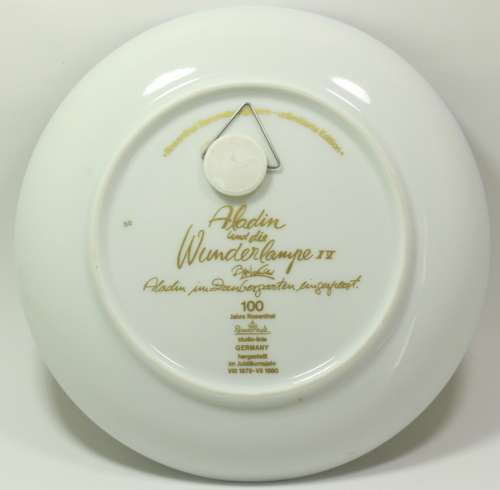 Bjørn Wiinblad Design `Aladin Und Die Wunderlampe IV` Decorative Wall Plate by Rosenthal