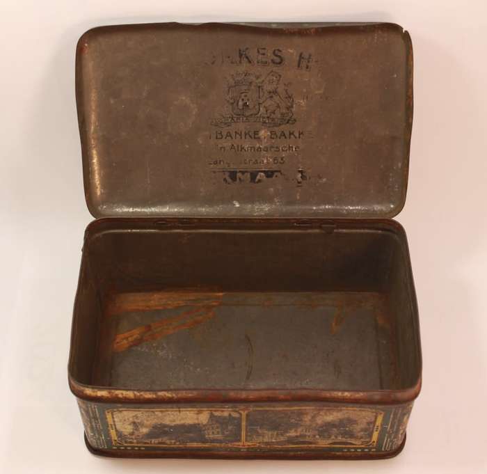 Antique BanketBakkerij Langestraat 63 Alkmaar, Alkmaarsche Jongens Biscuit Tin