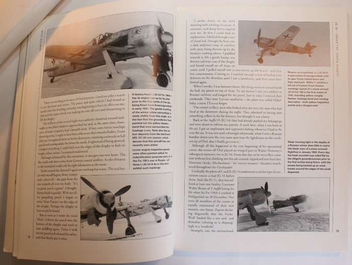 Focke-Wulf Fw190 Aces Of The Russian Front by John Weal Softcover Book