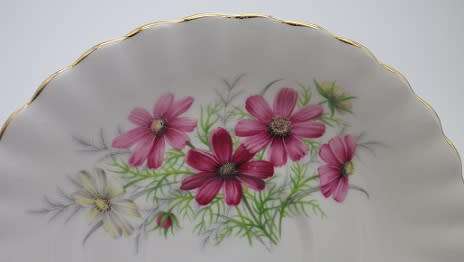 RARE ROYAL ALBERT Bone China Trio. Unnamed set #845 1960s-70s. Cosmos Flowers from friendship Series