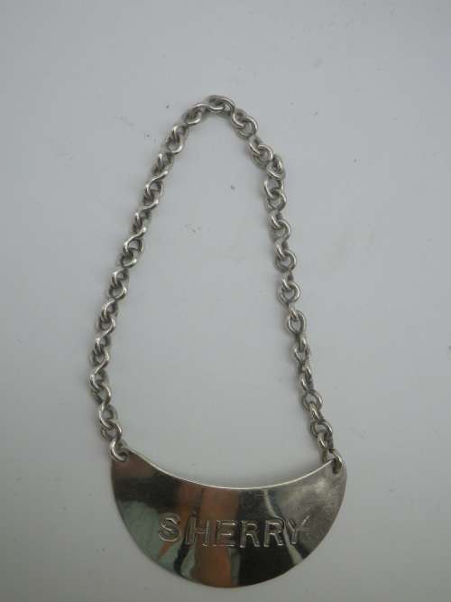 Sterling Silver SHERRY Decanter label. 16grms. 5.5cm x 3.7cm