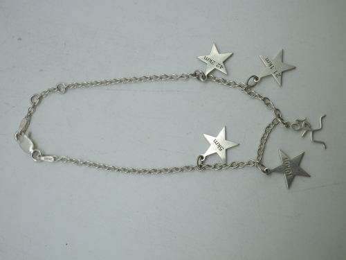 Sterling Silver LADY MARATHON RUNNER Bracelet, with stars for 5, 10, 21 and 42.2km. SPECIAL