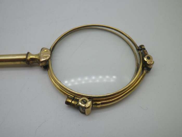 Vintage Gold Plated spring loaded lorgnette with brooch attachment. Made in Germany