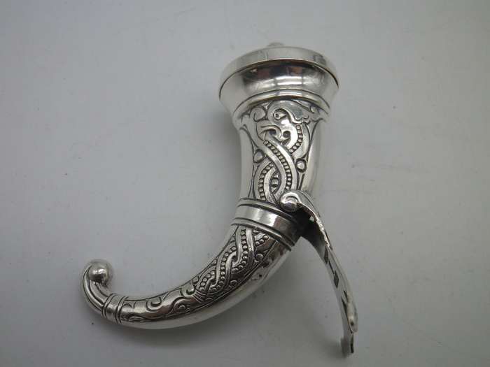 Sterling Silver VIKING Cruet Set. Salt & Pepper. Norway. Original blue glass liner