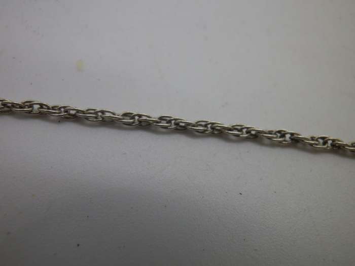 Sterling Silver Elephant Necklace. 4 x 3.5cm. chain: 54cm adorable!