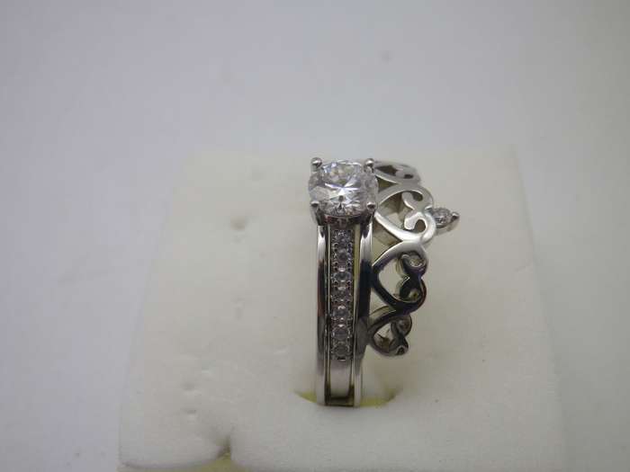 925 silver 2 piece ring with certified 0.5ct brilliant cut D/VVS1 Moissanite Size N1/2 4.6g