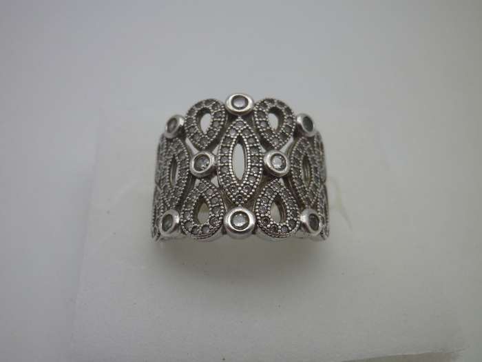 Sterling Silver & CZ Vintage Dress ring. Size: K 1/2- L. 7g Gorgeous