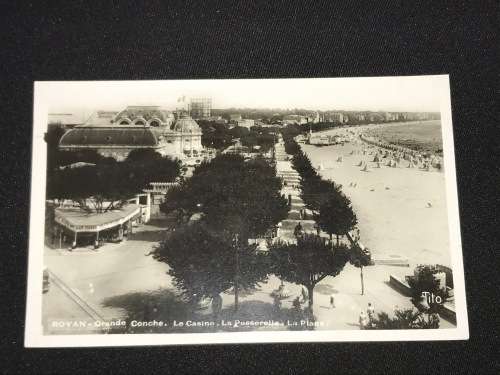 VINTAGE POSTCARD ROYAN BEACHFRONT FRANCE