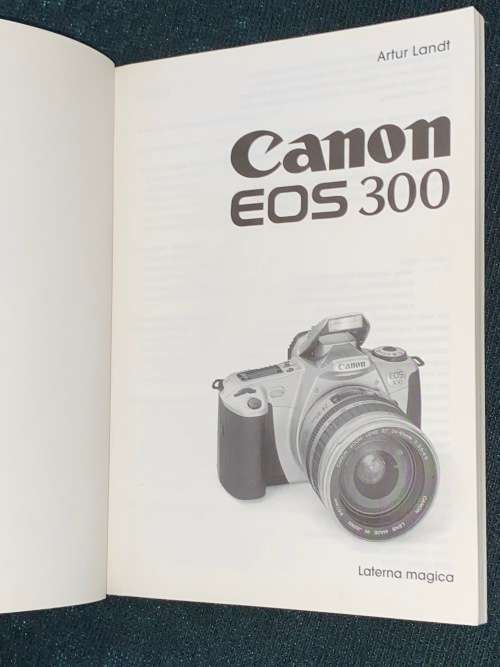 CANON EOS 300