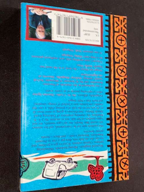 THE NO.1 LADIES` DETECTIVE AGENCY BY ALEANDER MCCALL SMITH SIGNED