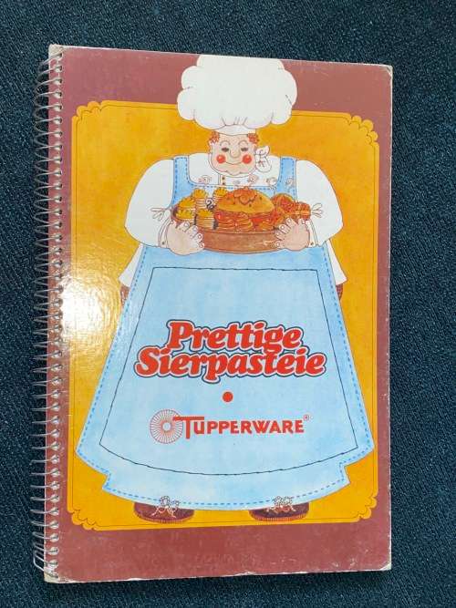 TUPPERWARE PASTRIES & PIES VINTAGE RECIPE BOOK