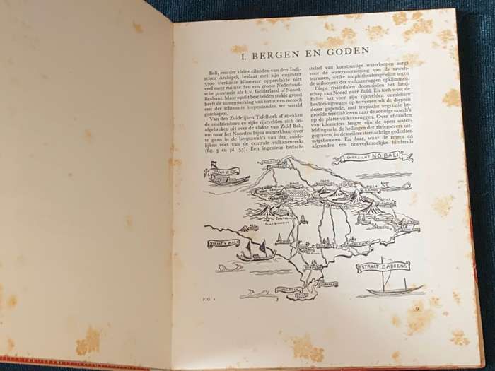 1933 COLLECTABLE DROSTE`S CACAO EN CHOCOLADEFABRIEKEN BALI CARD BOOK