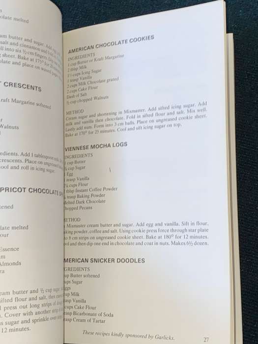 BAKING AROUND THE WORLD INTERNATIONAL RECIPES ST. LUKES HOSPICE