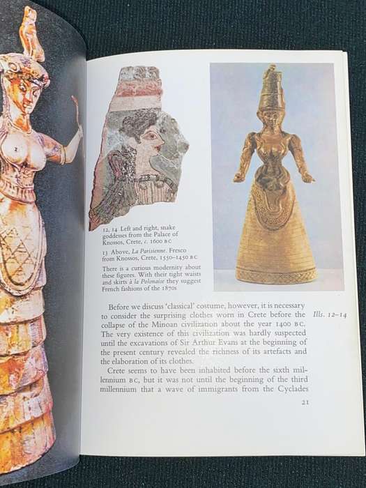 COSTUME & FASHION A CONCISE HISTORY BY JAMES LAVER
