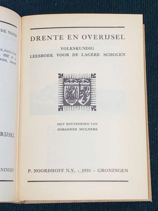 NEDERLANDSCHE VOLKSKUNDE 2 VOLUMES 1930`S