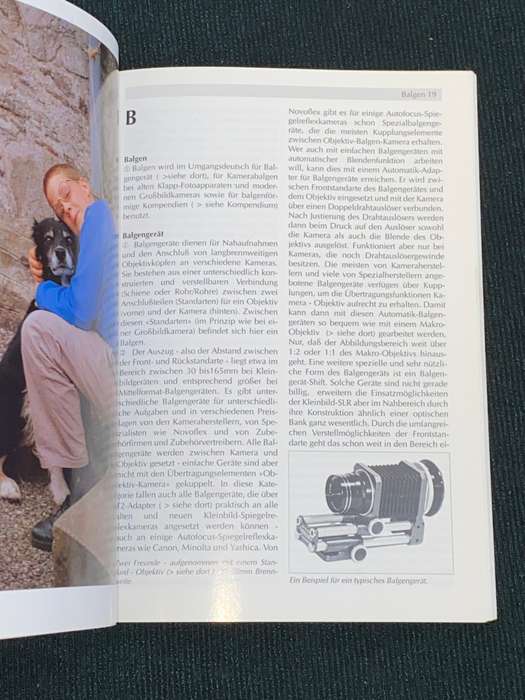 LEXIKON DES KAMERA-ZUBEHORS - GUNTER LOTHERT EIN COLOR FOTO BUCH