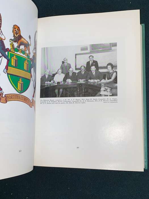 THE JOHANNESBURG SAGA BY JOHN R. SHORTEN SIGNED