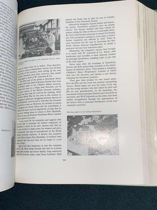 THE JOHANNESBURG SAGA BY JOHN R. SHORTEN SIGNED
