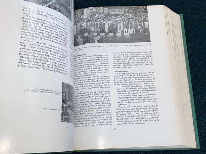 THE JOHANNESBURG SAGA BY JOHN R. SHORTEN SIGNED