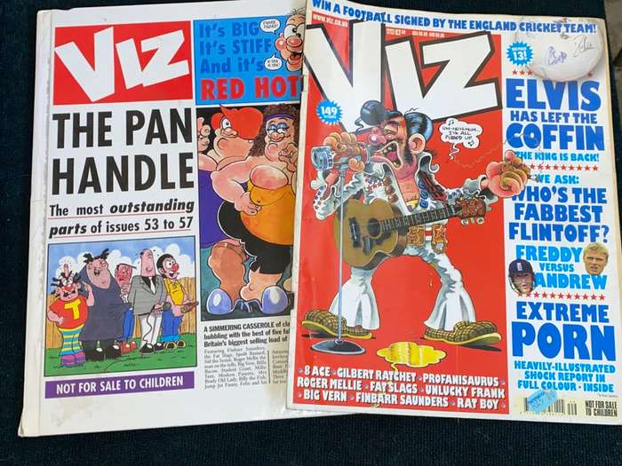 VIZ HARDCOVER BOOK AND COMIC