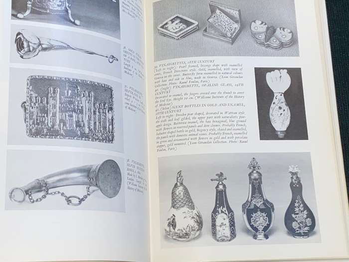 THE ANTIQUES OF PERFUME BY LESLIE G. MATTHEWS