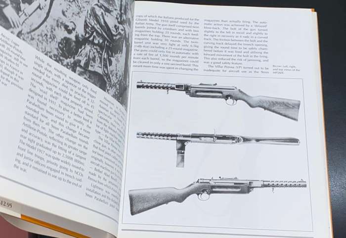 THE SCHMEISSER SUBMACHINE GUN BY CHRIS ELLIS WITH PETER CHAMBERLAIN