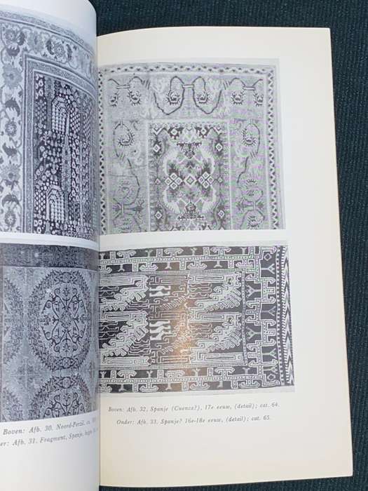 OOSTERSE TAPIJTEN 16E-19E EEUW 1951