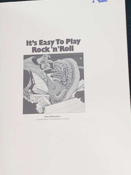 IT'S EASY TO PLAY ROCK' N' ROLL