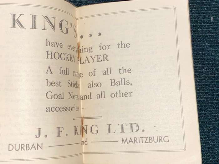 AUTHORISED RULES OF THE GAME OF HOCKEY AND OF THE ALL SA & RHODESIA WOMEN'S HOCKEY 1950