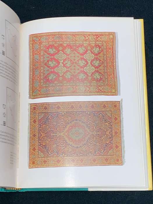 ORIENTAL RUGS AND CARPETS BY FABIO FORMENTON