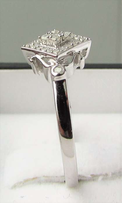 **BRILLIANT VALUE [R28083]** DESIGNER DIAMOND [0.300ct] RING [WHITE GOLD] - BUY SAFE