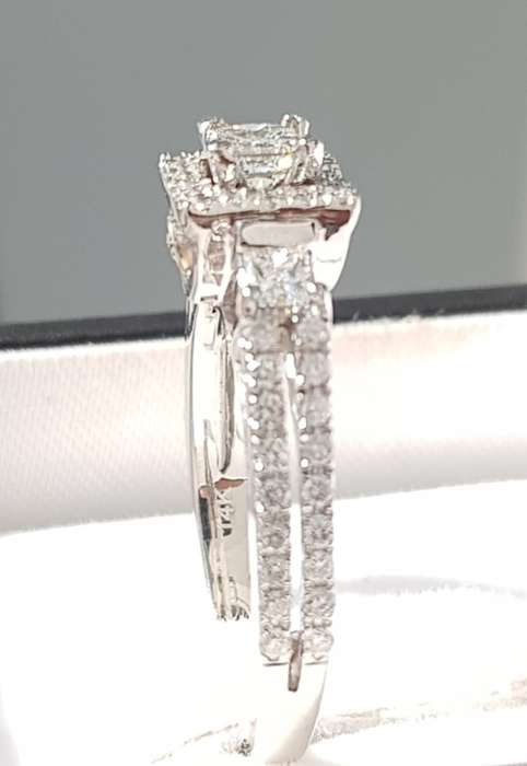**MASSIVE DEAL | R74562** TRILOGY PRINCESS CUT | 1.350ct | DIAMOND RING | WHITE GOLD - BUY SAFE