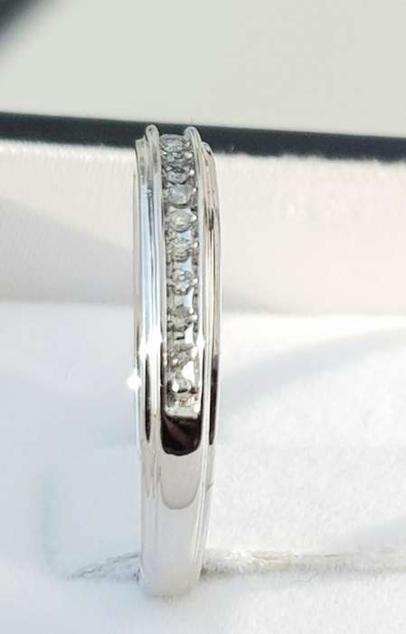 **GREAT BUY [R19419]** CHANNEL SETTING [0.125ct] DIAMOND BAND [WHITE GOLD] - BUY SAFE