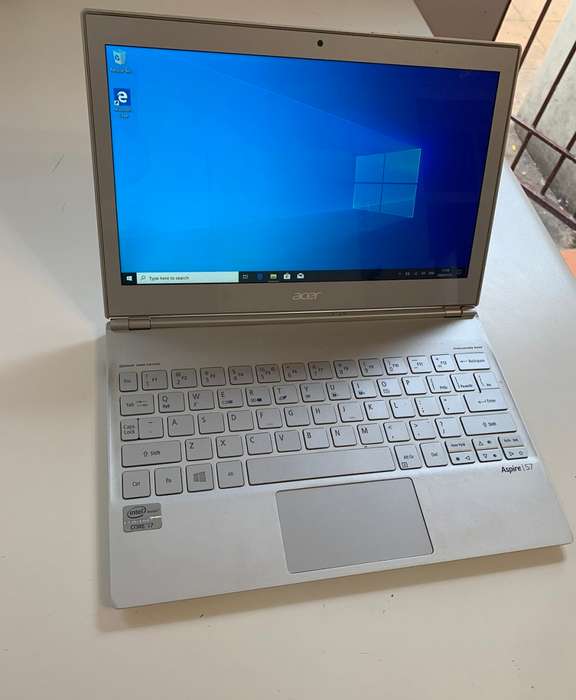 ACER ASPIRE S7 - INTEL CORE i7 - 256GB SSD - TOUCH SCREEN 11.6"